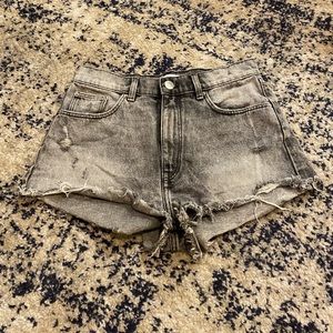 Gray Zara shorts